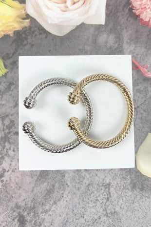 Gold Twisted Bracelet