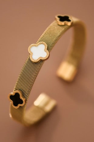 Ivory & Black Clover Bracelet